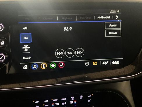 Used 2023 Buick Envision Essence FWD image 18