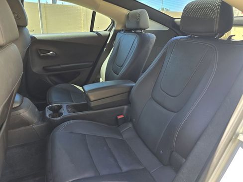 Used 2014 Chevrolet Volt Premium w/ Premium Trim Package image 8