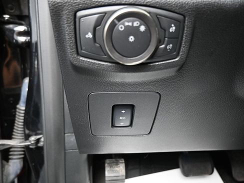 Used 2018 Ford F150 Raptor w/ Equipment Group 802A Luxury AWD/4WD image 12