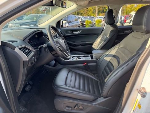 Used 2024 Ford Edge SEL image 12