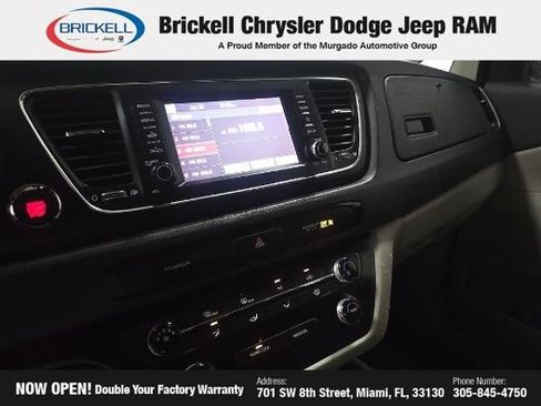 Used 2021 Kia Sedona EX FWD image 11