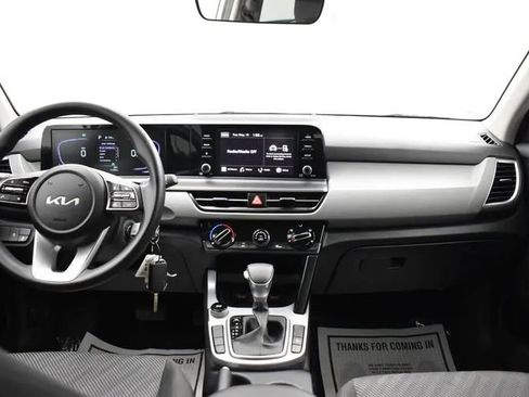 Used 2026 Kia Seltos LX FWD image 19