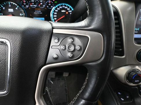 Used 2017 GMC Yukon Denali image 33