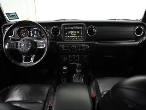 Used 2018 Jeep Wrangler Unlimited Sahara w/ Dual Top Group AWD/4WD image 37