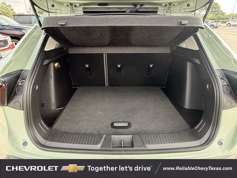 Used 2025 Chevrolet Trax ACTIV w/ Driver Confidence Package FWD image 33