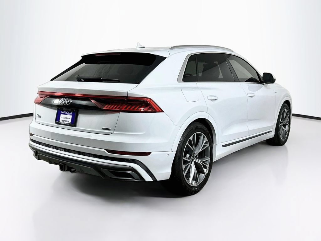 Used 2021 Audi Q8 Prestige w/ Prestige Package AWD/4WD image 7