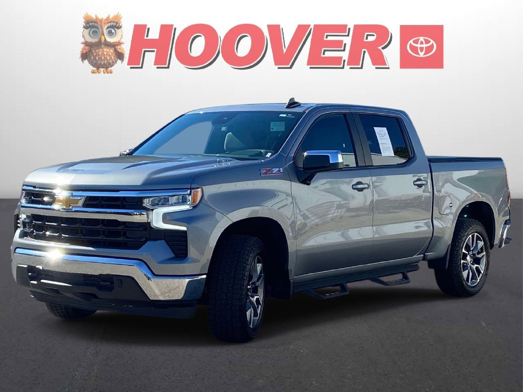 Used 2024 Chevrolet Silverado 1500 LT w/ Z71 Off-Road Package AWD/4WD image 2