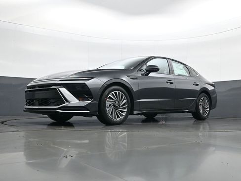New 2026 Hyundai Sonata Limited image 21