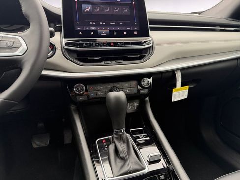 New 2026 Jeep Compass Limited image 11