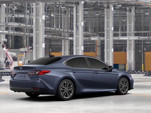 New 2026 Toyota Camry XLE AWD/4WD image 10
