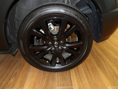 Certified 2025 MAZDA CX-30 2.5 Turbo w/ Premium Package image 9