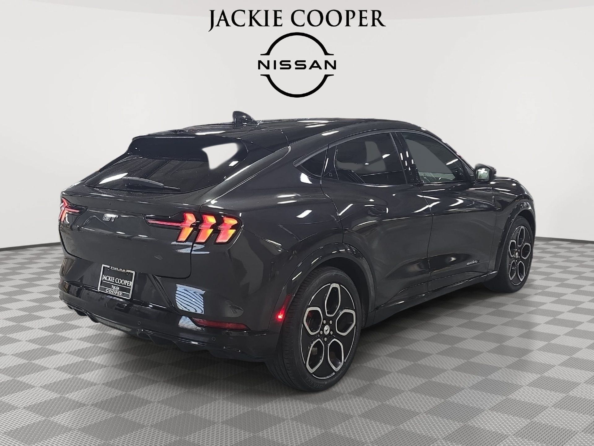 Used 2021 Ford Mustang Mach-E GT AWD/4WD image 5