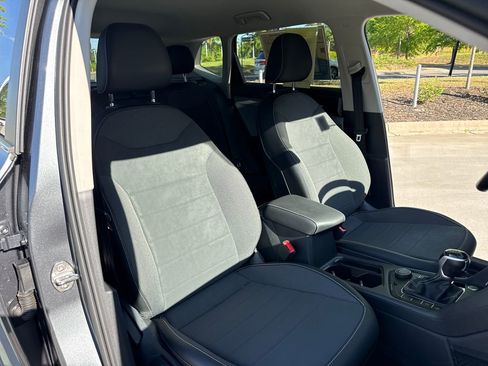 Used 2022 Volkswagen Taos SE AWD/4WD image 33