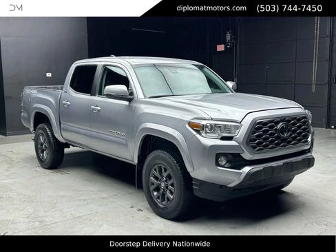 Used 2021 Toyota Tacoma SR5 image 8
