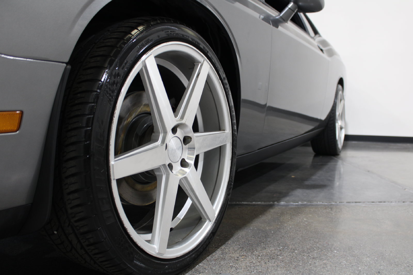Used 2011 Dodge Challenger R/T RWD image 6