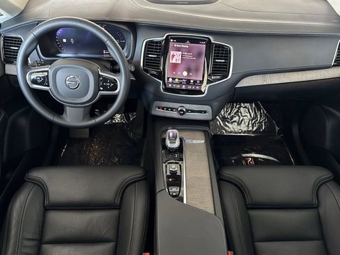 Used 2023 Volvo XC90 T8 Ultimate w/ Protection Package Premier AWD/4WD image 3
