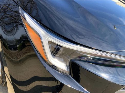 Used 2024 Toyota Corolla XLE image 27