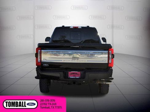 Used 2024 Ford F350 Platinum w/ FX4 Off-Road Package image 6
