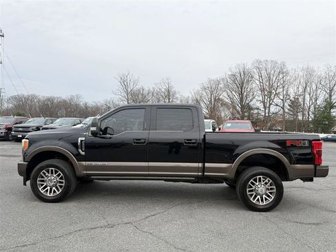 Used 2017 Ford F250 King Ranch w/ King Ranch Ultimate Package image 8