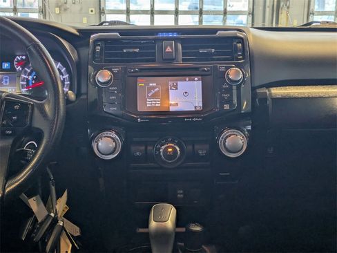 Used 2019 Toyota 4Runner TRD Off-Road image 13