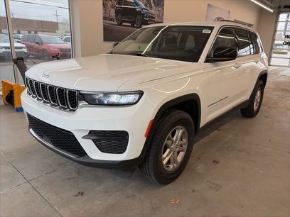 Used 2023 Jeep Grand Cherokee Laredo