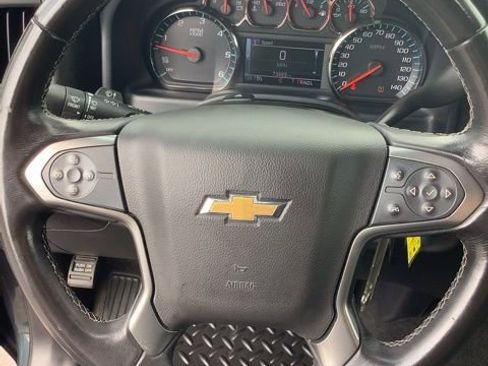 Used 2018 Chevrolet Silverado 1500 LT image 29