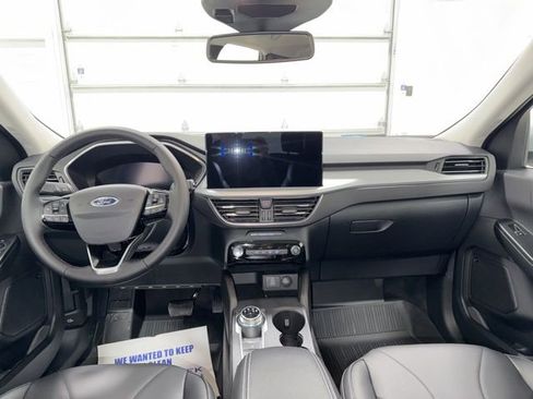 New 2026 Ford Escape SE w/ PHEV Premium Package image 9