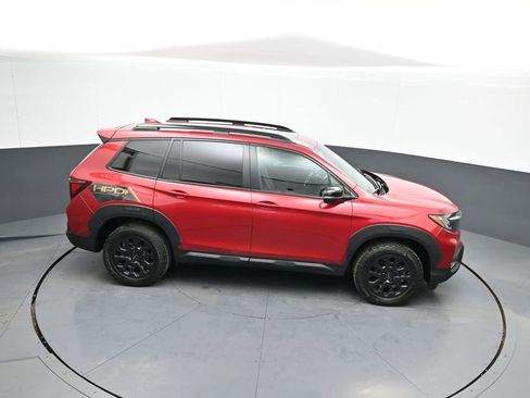 Certified 2023 Honda Passport TrailSport image 37