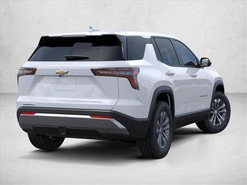 New 2026 Chevrolet Equinox LT FWD image 5
