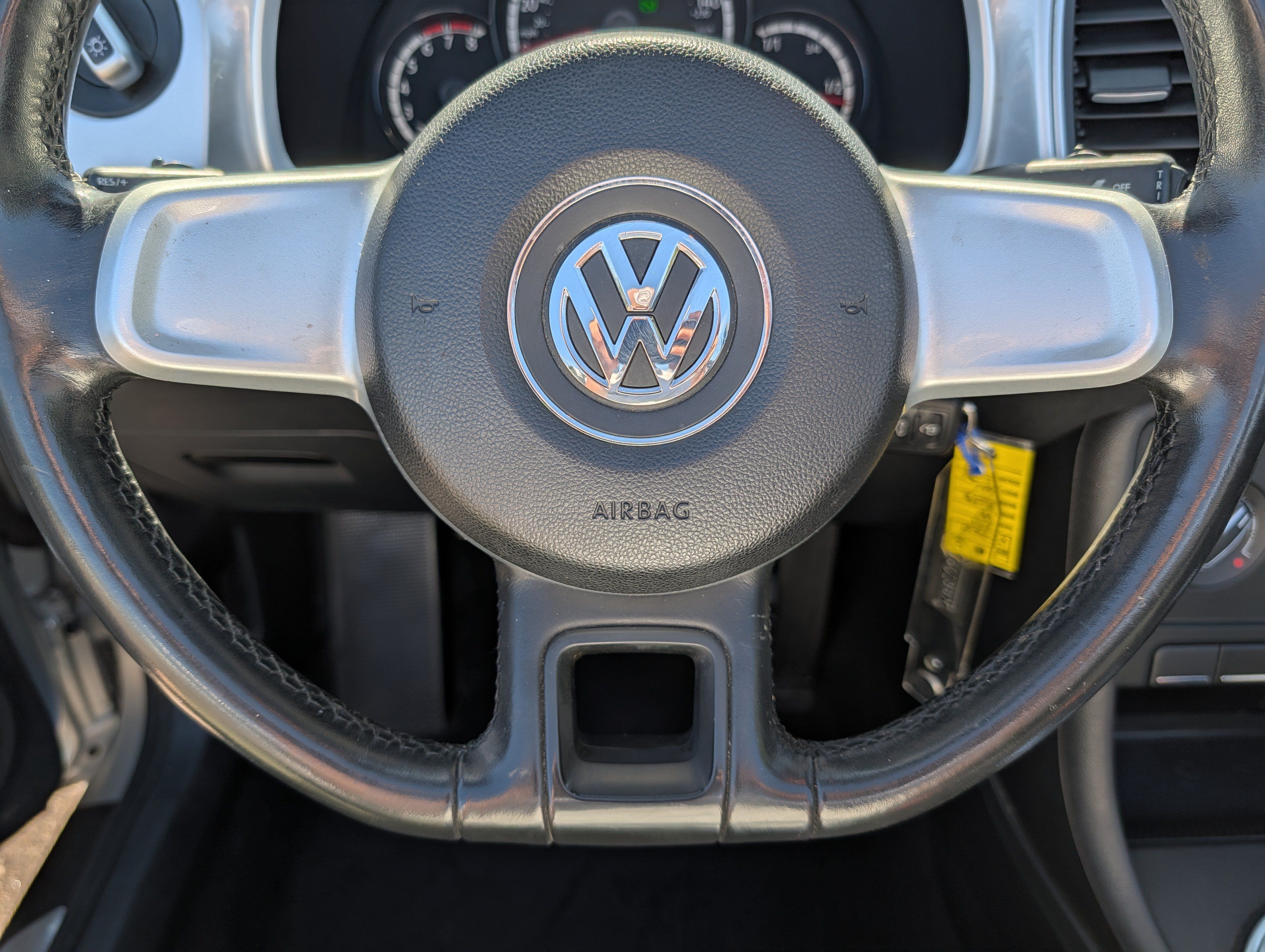 Used 2013 Volkswagen Beetle 2.5 FWD image 25