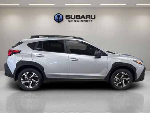 Used 2026 Subaru Crosstrek 2.5i Premium AWD/4WD image 4