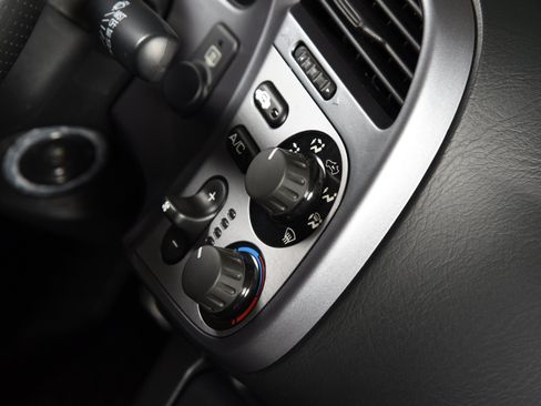 Used 2002 Honda S2000 image 17