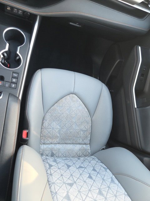 Used 2023 Toyota Highlander Bronze Edition AWD/4WD image 21