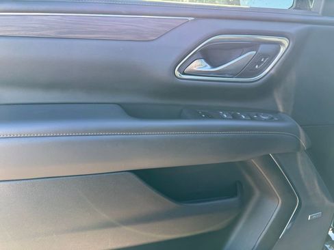 Used 2021 Chevrolet Tahoe Z71 w/ Rear Media and Nav Package image 10