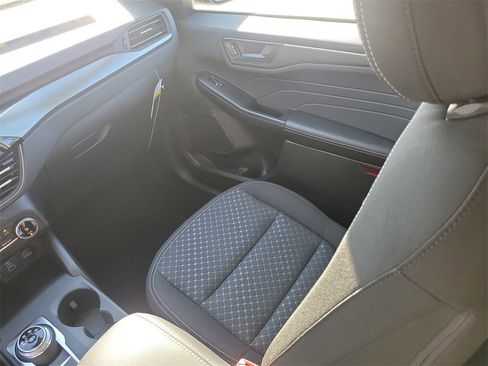 New 2026 Ford Escape Active image 16