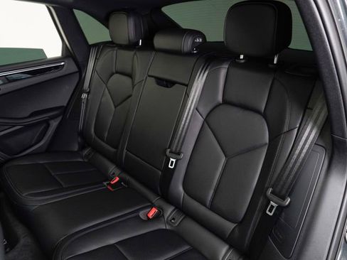 Certified 2026 Porsche Macan S AWD/4WD image 28