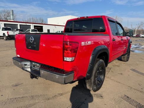 Used 2012 Nissan Titan SV image 5