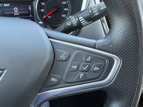 Used 2023 Chevrolet Equinox LS w/ LS Convenience Package FWD image 13