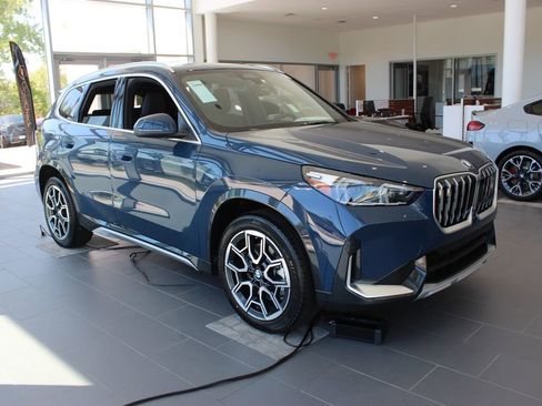 New 2026 BMW X1 xDrive28i w/ Technology Package AWD/4WD image 2