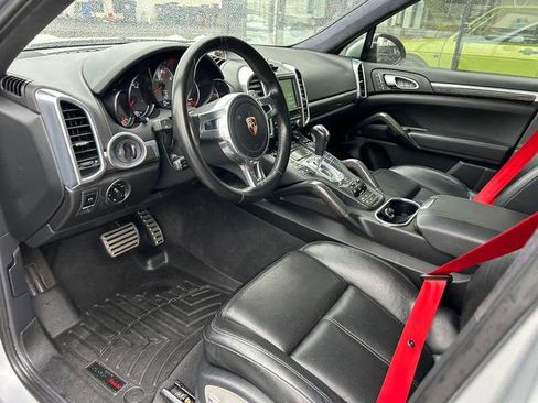 Used 2013 Porsche Cayenne GTS image 10