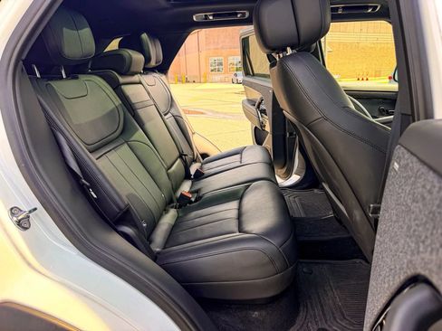 Used 2025 Land Rover Range Rover Sport Dynamic SE AWD/4WD image 24