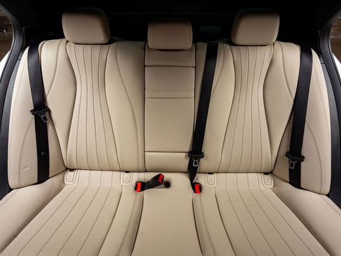 Used 2021 Mercedes-Benz E 450 4MATIC Sedan image 30