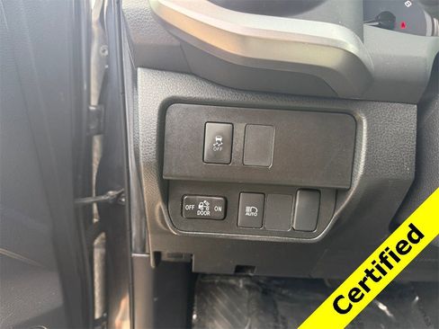 Used 2023 Toyota Tacoma TRD Sport image 17