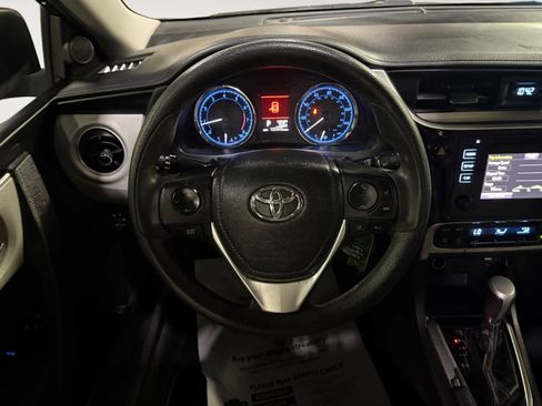 Used 2019 Toyota Corolla LE image 15