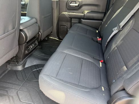 Used 2021 Chevrolet Silverado 1500 LT AWD/4WD image 27