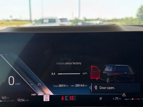 Certified 2023 BMW X7 xDrive40i w/ M Sport Package AWD/4WD image 21