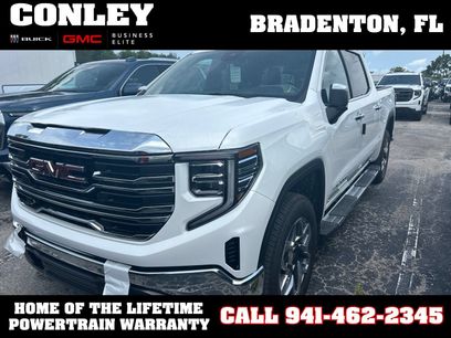 New 2026 GMC Sierra 1500 SLT w/ SLT Premium Package