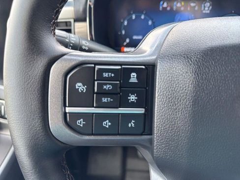 Used 2025 Ford F150 Lariat w/ Equipment Group 501A Mid image 18