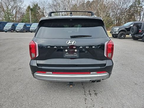 Used 2023 Hyundai Palisade Calligraphy image 6