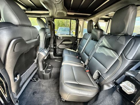 New 2025 Jeep Wrangler Sahara image 24